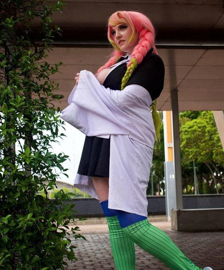 AppleBlonde nude star galleries