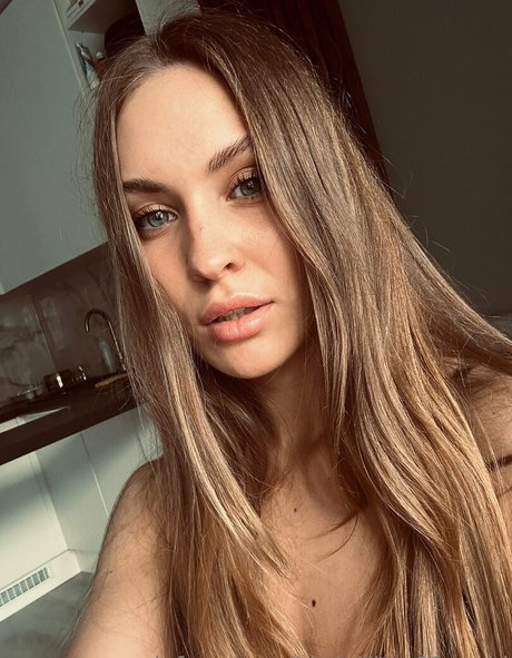 thick mature onlyfans art nude images