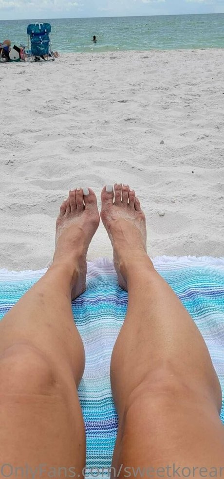 cuckold feet onlyfans beautiful naked pic