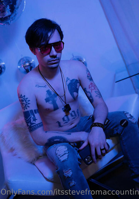 itsstevefromaccounting pornstar hot galleries