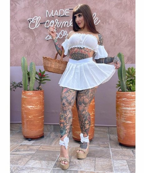 Lauzapata95 model pretty picture