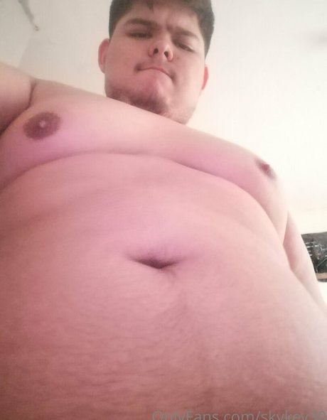 skykey30 model adult picture