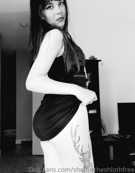 shelbistheshlothfree erotic model archive