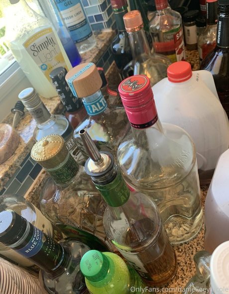 danielleeynicole model porn archive