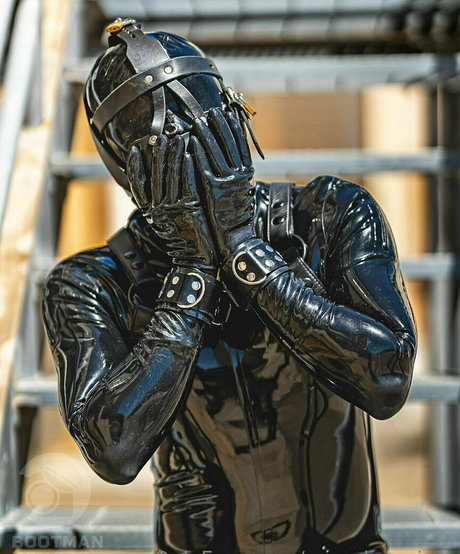 namelessgimp naked pornstar photo