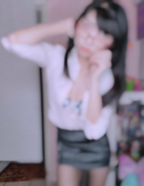 mikan cosfree model adult img