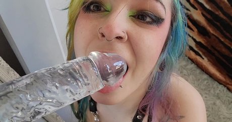 HeyLyssten pornstar erotic pic