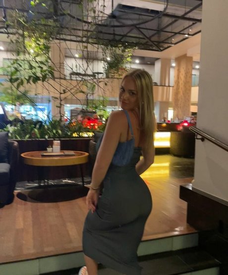 Gabriella Davies naked star images