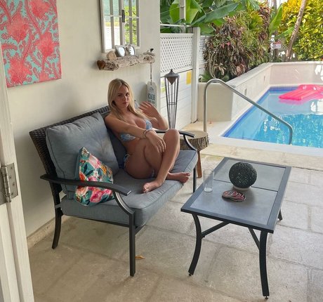 Gabriella Davies star best pictures