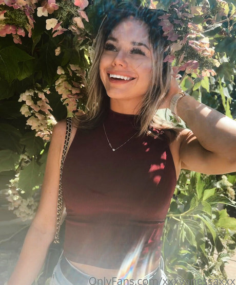 cameltoe onlyfans art nude gallery