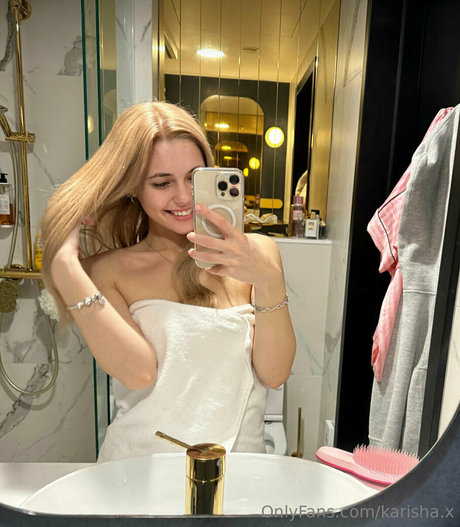 teen footjob onlyfans hot images