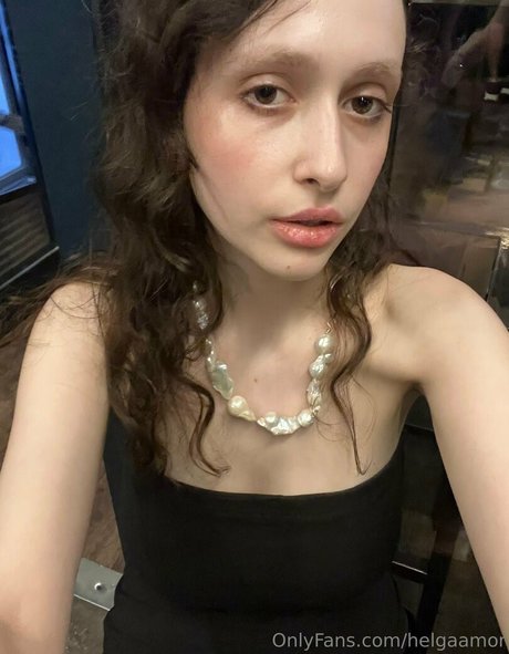 helgaamor beautiful actress picture