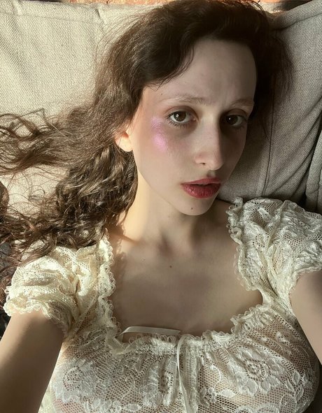 helgaamor naked actress photos