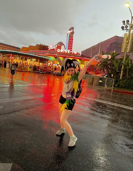 amputee onlyfans pornographic photos