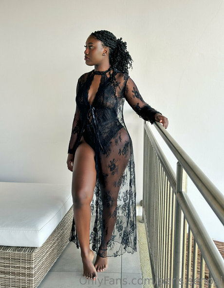 Paris Senpai porn star picture