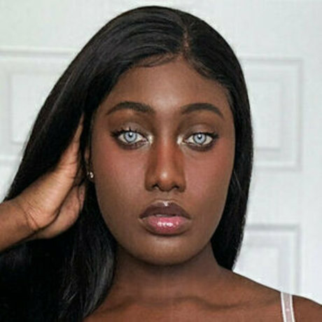 Paris Senpai best model image