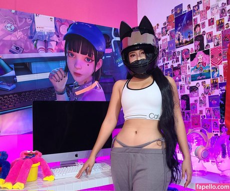 Yuggie TV hd model pictures