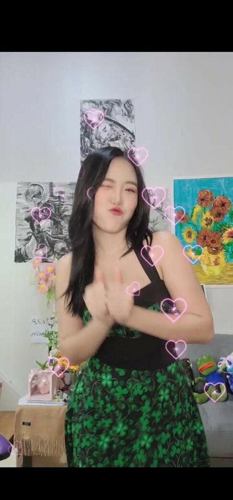 Yuggie TV nudes pornstar galleries