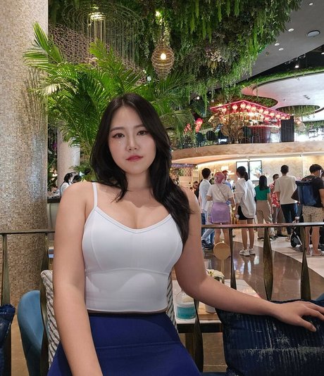 Yuggie TV nudes actress gallery