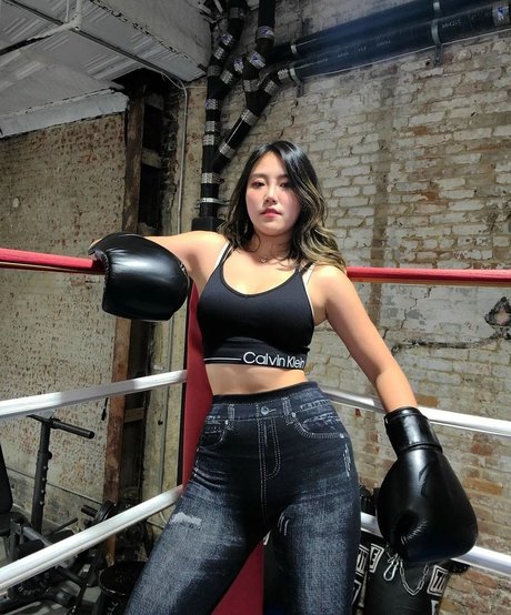 Yuggie TV star top photos