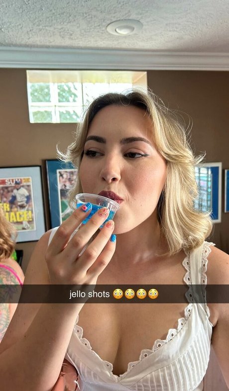 thick milf onlyfans hot nude gallery