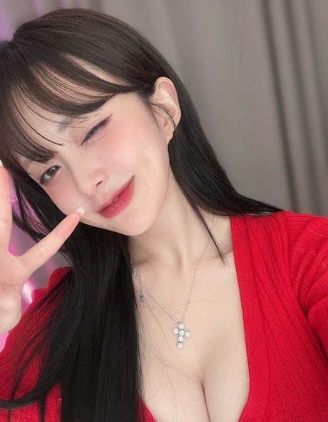 dripping wet pussy onlyfans sexy picture