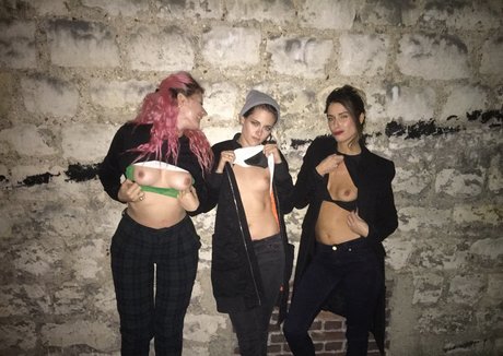 goth pawg onlyfans hd pics