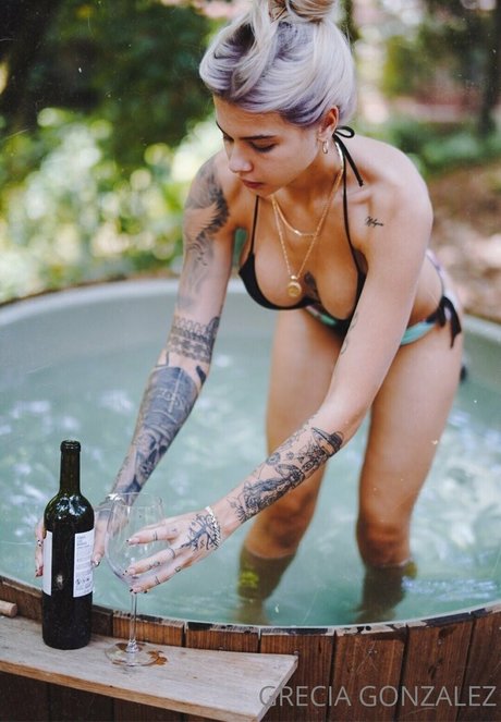 Aygrecia star nudes photos