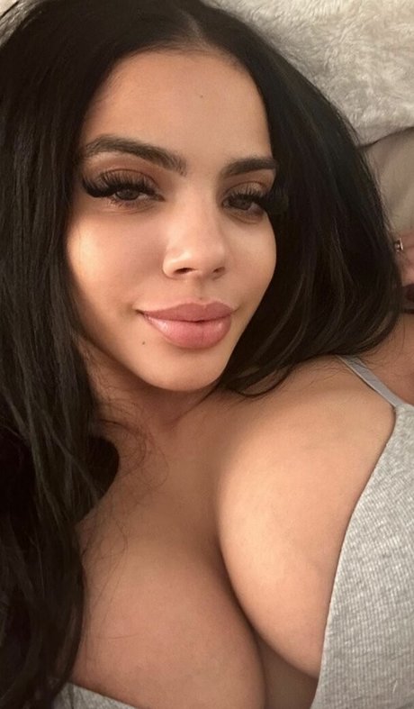 E dot sexy star picture