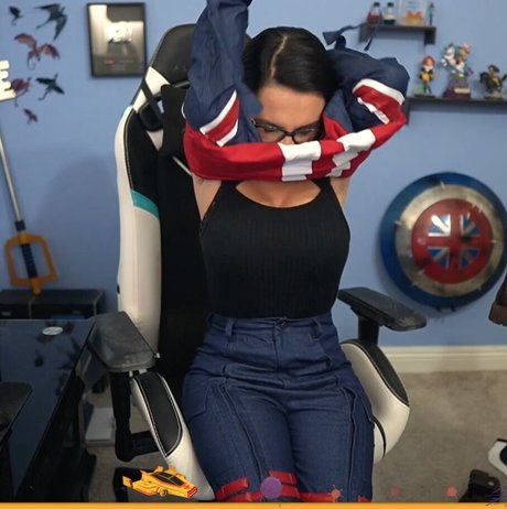 big tits mom onlyfans nudes image