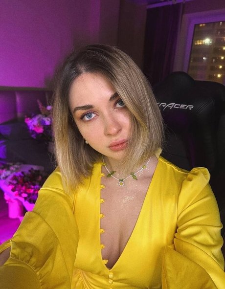 creampie onlyfans beautiful naked photo