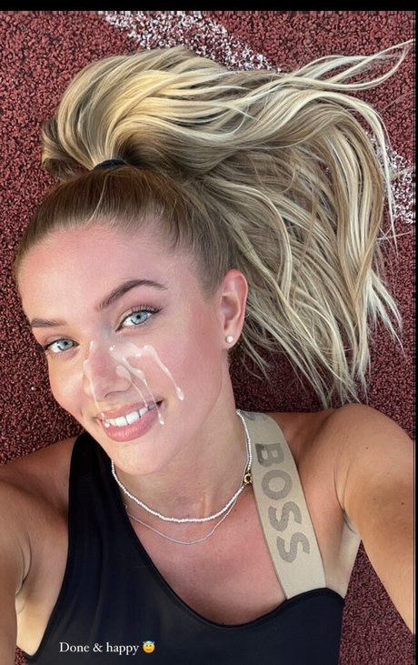 Alica Schmidt pretty model pic