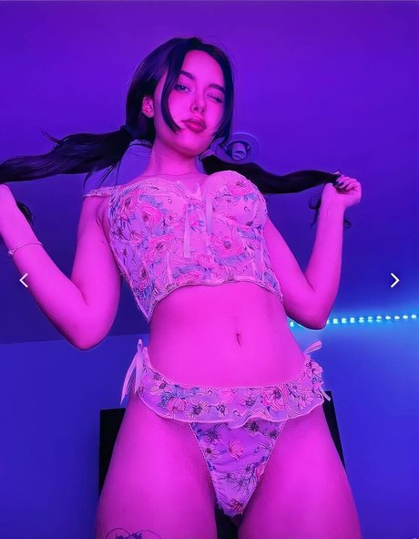 xlightmoonx naked actress picture