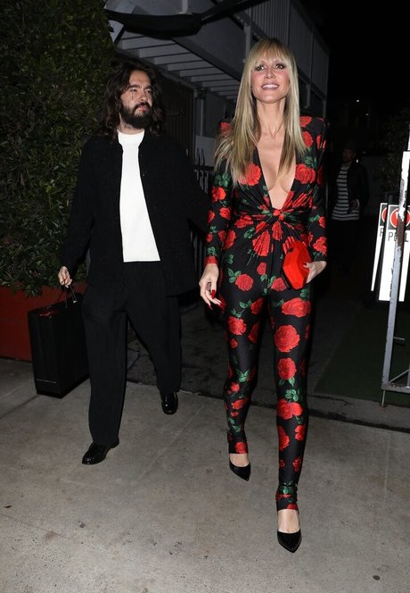 asmr gay onlyfans art naked image