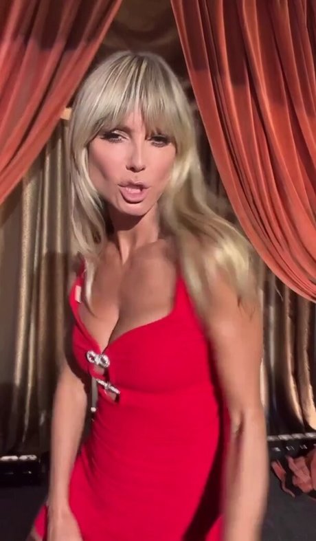 Heidi Klum pornstar naked photo