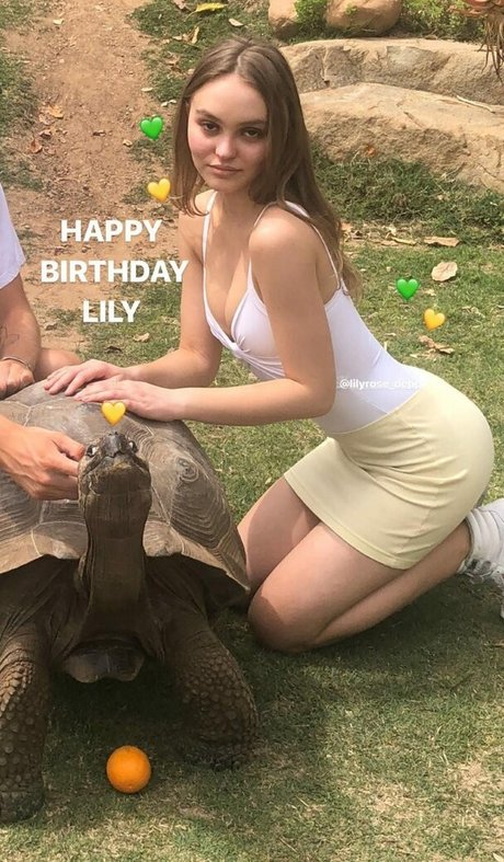 Lily Rose Depp top pornstar pics