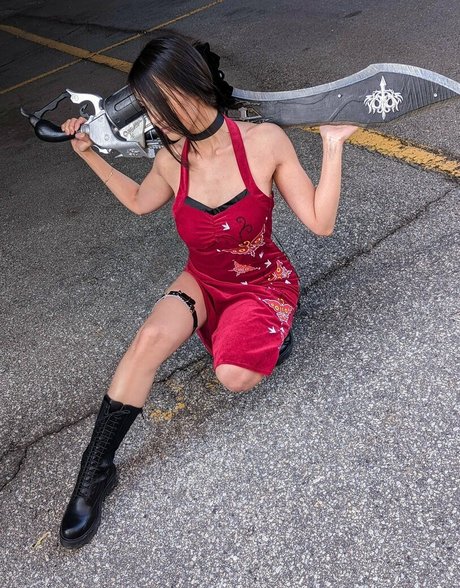 Cindy Phan sexy actress images