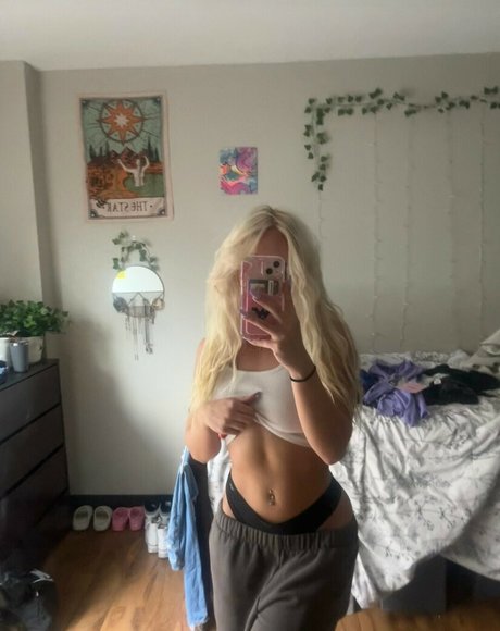 skinny blonde milf onlyfans hot porn image