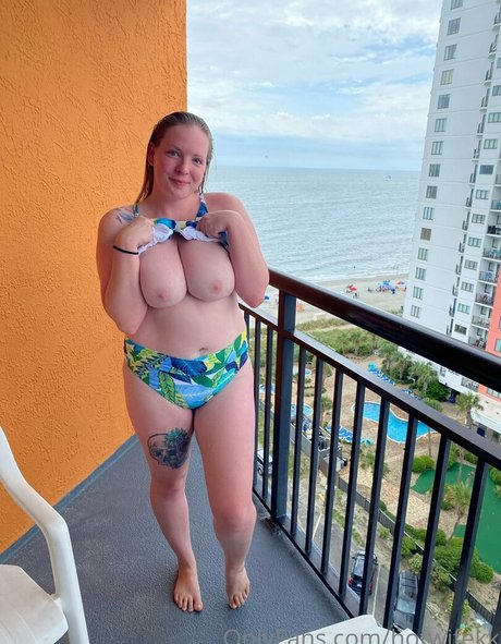 hotwifekk star high quality image