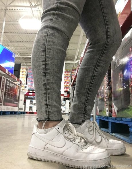 sammysole model hot photo