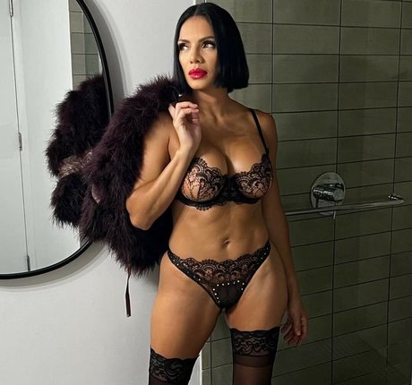 NinaUnrated star high quality pic