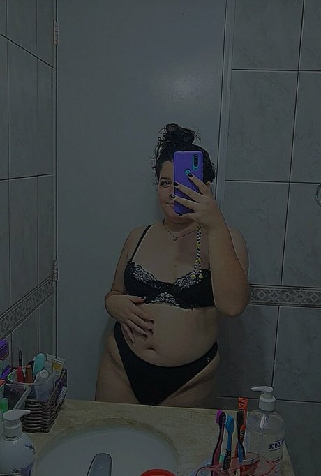 only vibws nude model images