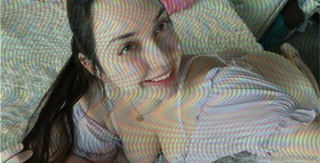 amateur blonde onlyfans pretty galleries