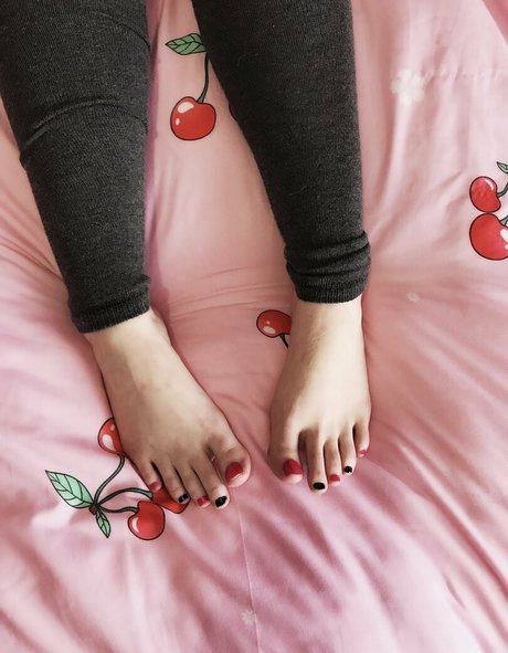 ChelBunny porn model archive