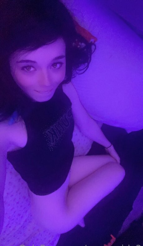 PuppyGirlX3 model exclusive gallery