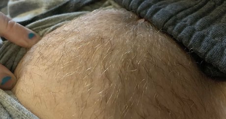 daisea nude model image