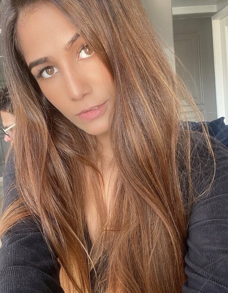 poonampandeytv nude actress images