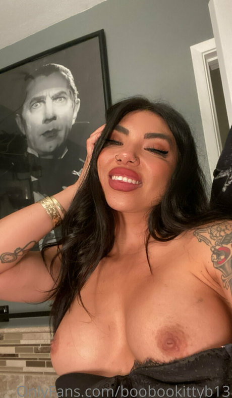 Boobookittyb13 pretty actress img