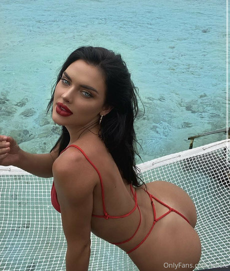 kelsie star top galleries