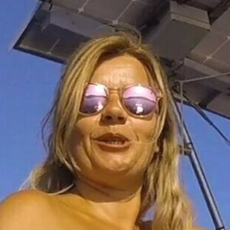 La Vida A Vela actress images